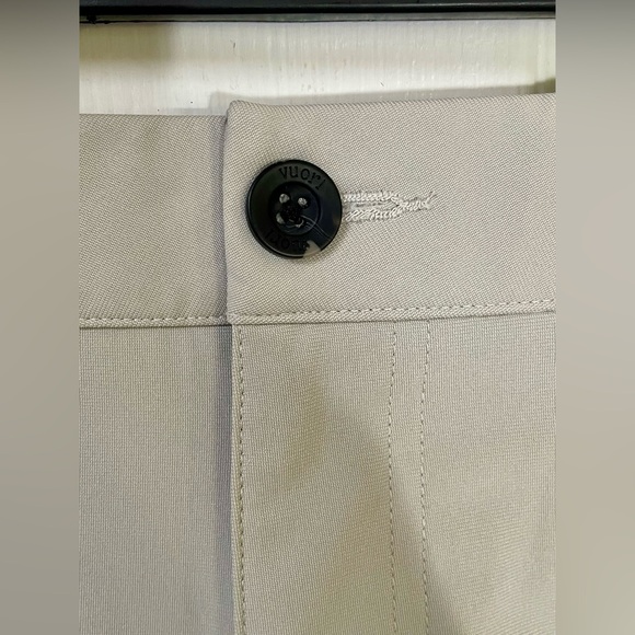 Vuori Shorts Men’s 36 Tan Khaki Flat Front Chino Casual Summer Neutral Read - Picture 5 of 10